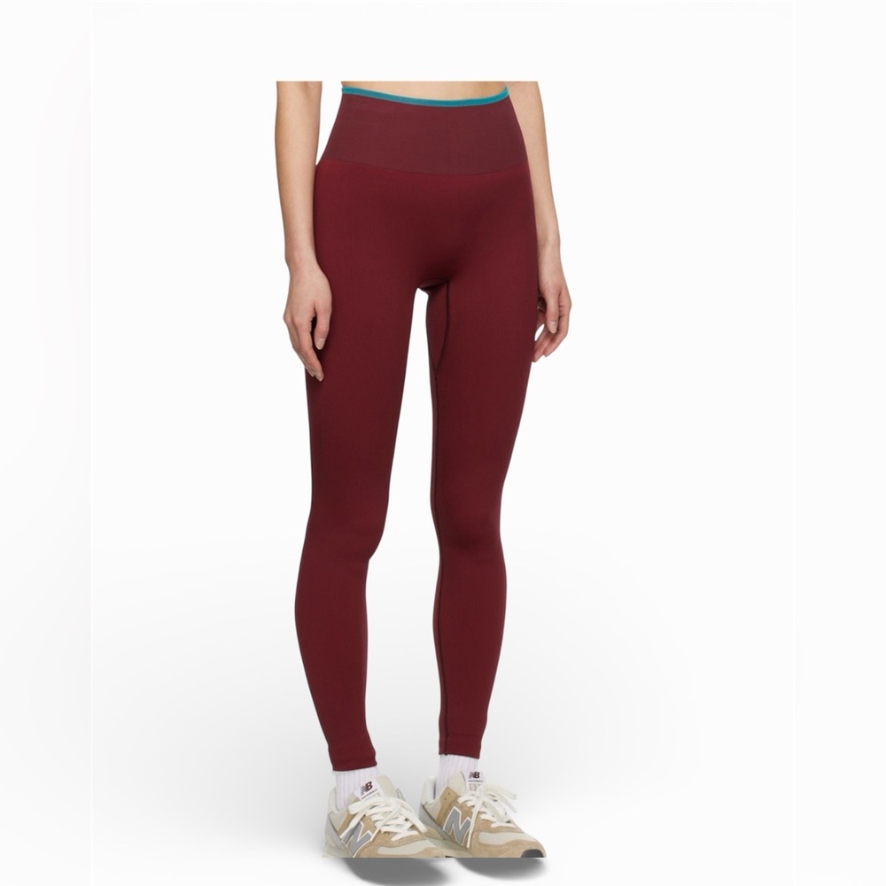 NEW Outdoor Voices seamless burgundy 7/8 leggings size L